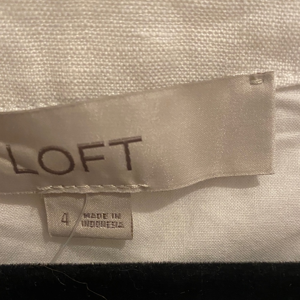 LOFT Cream and Black Dress - Picture 2 of 2